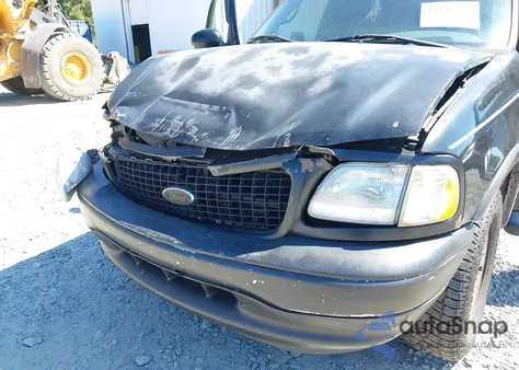 2001 Ford F-150 Harley-Davidson Edition/King Ranch Edition/Lariat/Xlt from USA, damaged, VIN 1FTRW07L41KB66971